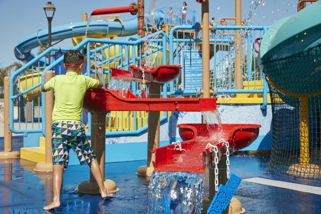 فندق كورتيار أناهايم ثيم بارك إنترانس أنهايم المظهر الخارجي الصورة